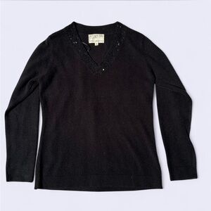 Debbie Morgan black sweater w sequin v-neck